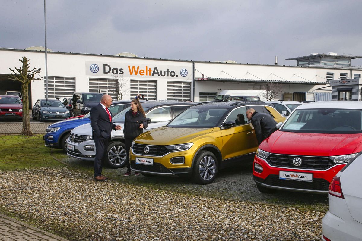 Foto: SP-X - Benziner kamen in den ersten sechs Monaten 2025 auf 46 Prozent Marktanteil, Diesel auf 21 Prozent