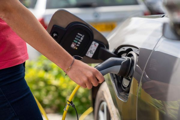 Foto: ISAK - Beim Kauf eines gebrauchten E-Autos gibt es Besonderheiten zu beachten